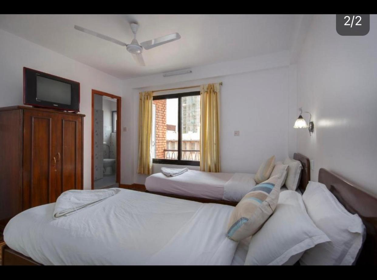 Pacific Guest House Катманду Екстериор снимка