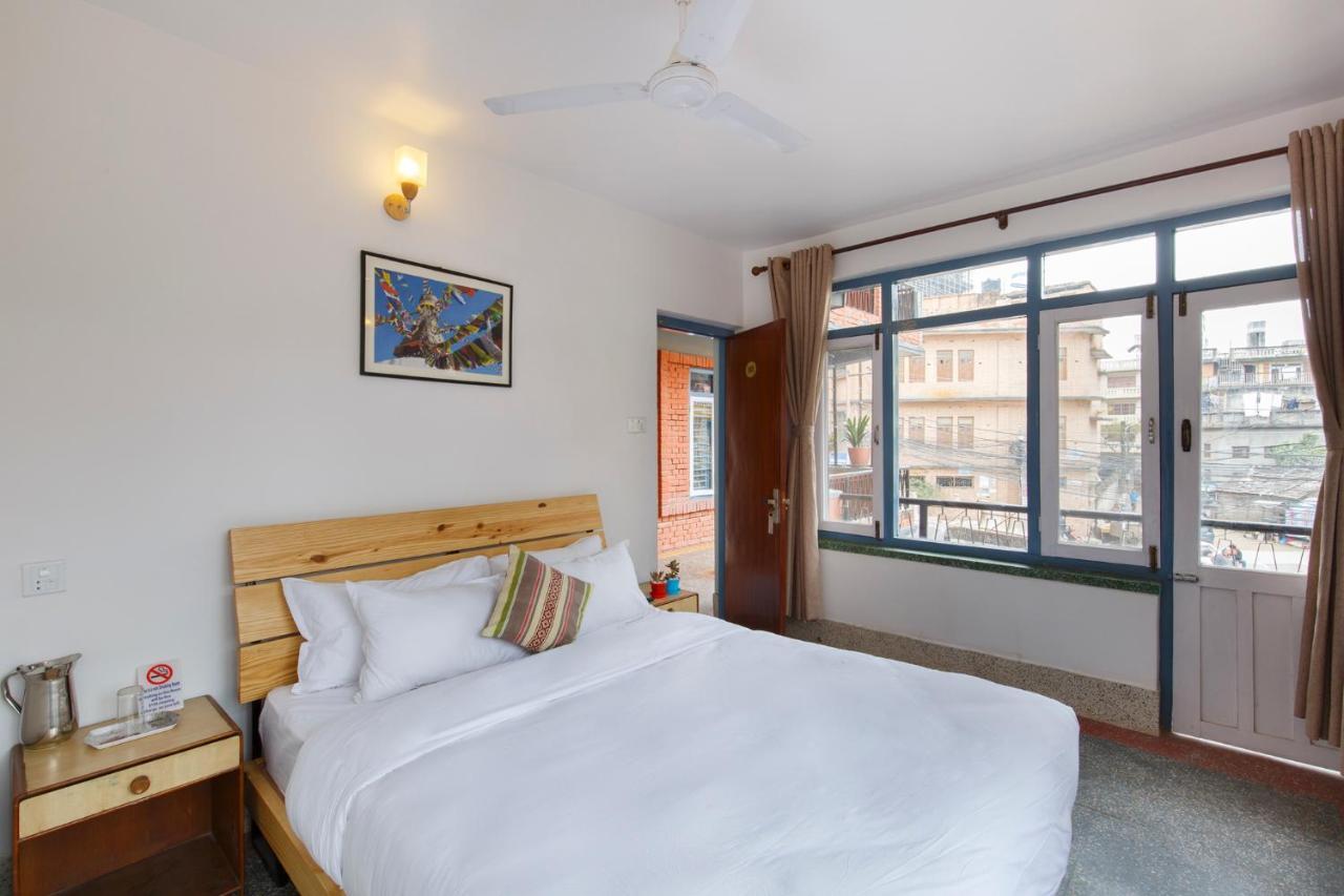 Pacific Guest House Катманду Екстериор снимка
