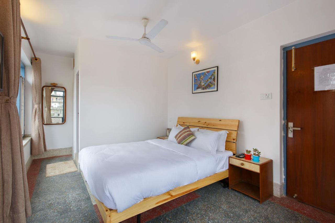 Pacific Guest House Катманду Екстериор снимка