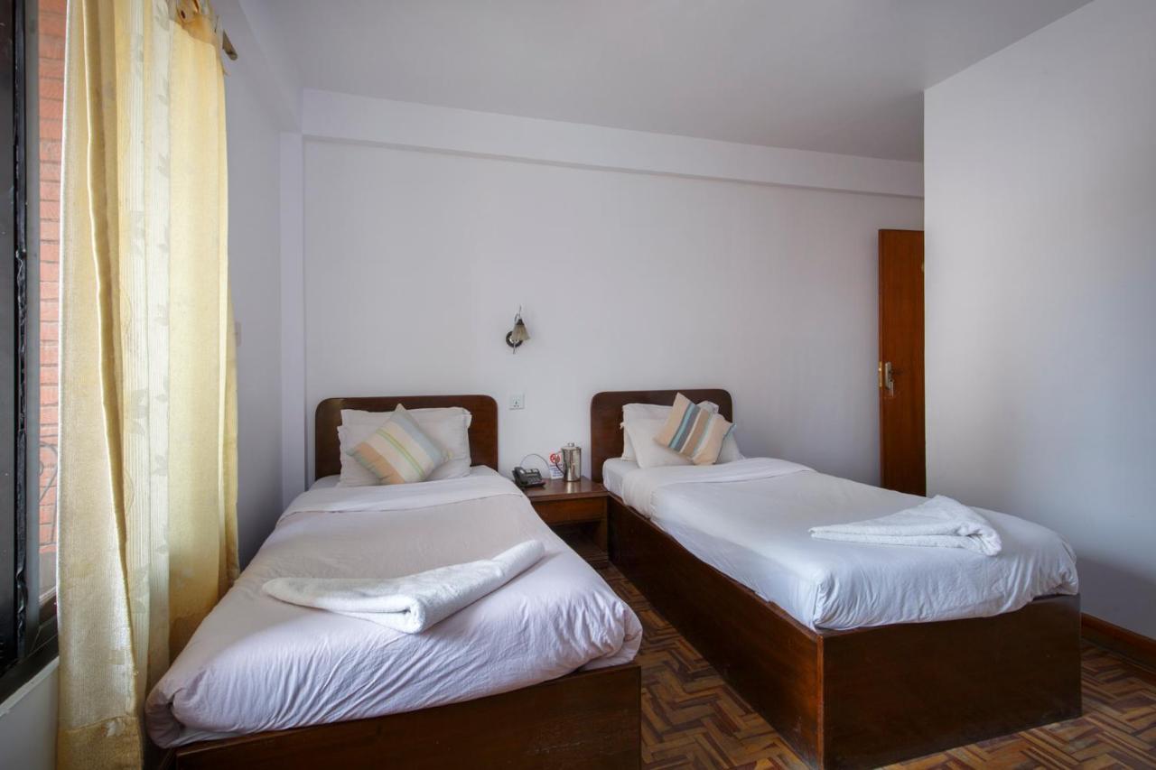 Pacific Guest House Катманду Екстериор снимка