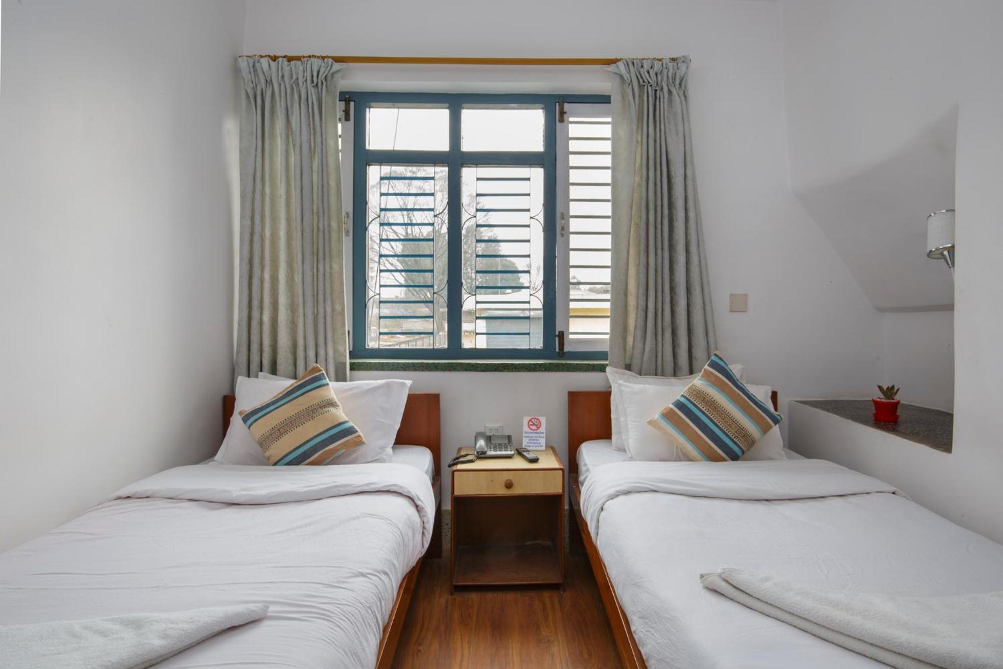 Pacific Guest House Катманду Екстериор снимка